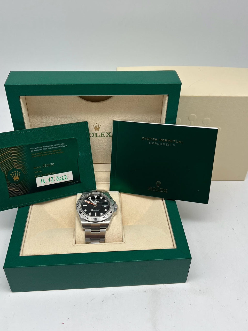 Rolex Explorer II Automatik Herrenuhr Stahl 42mm 226570 - Papiere und oder Lieferumfang
