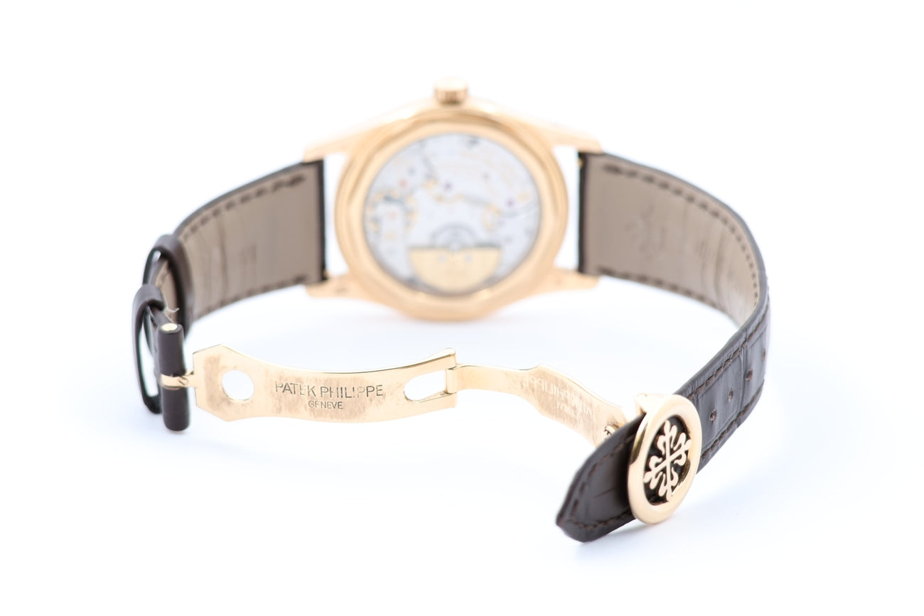 Patek Philippe Calatrava 18K Roségold 37mm Automatik 6000R-001 - Detailansicht 9