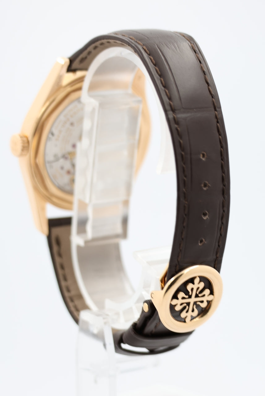 Patek Philippe Calatrava 18K Roségold 37mm Automatik 6000R-001 - Detailansicht 4