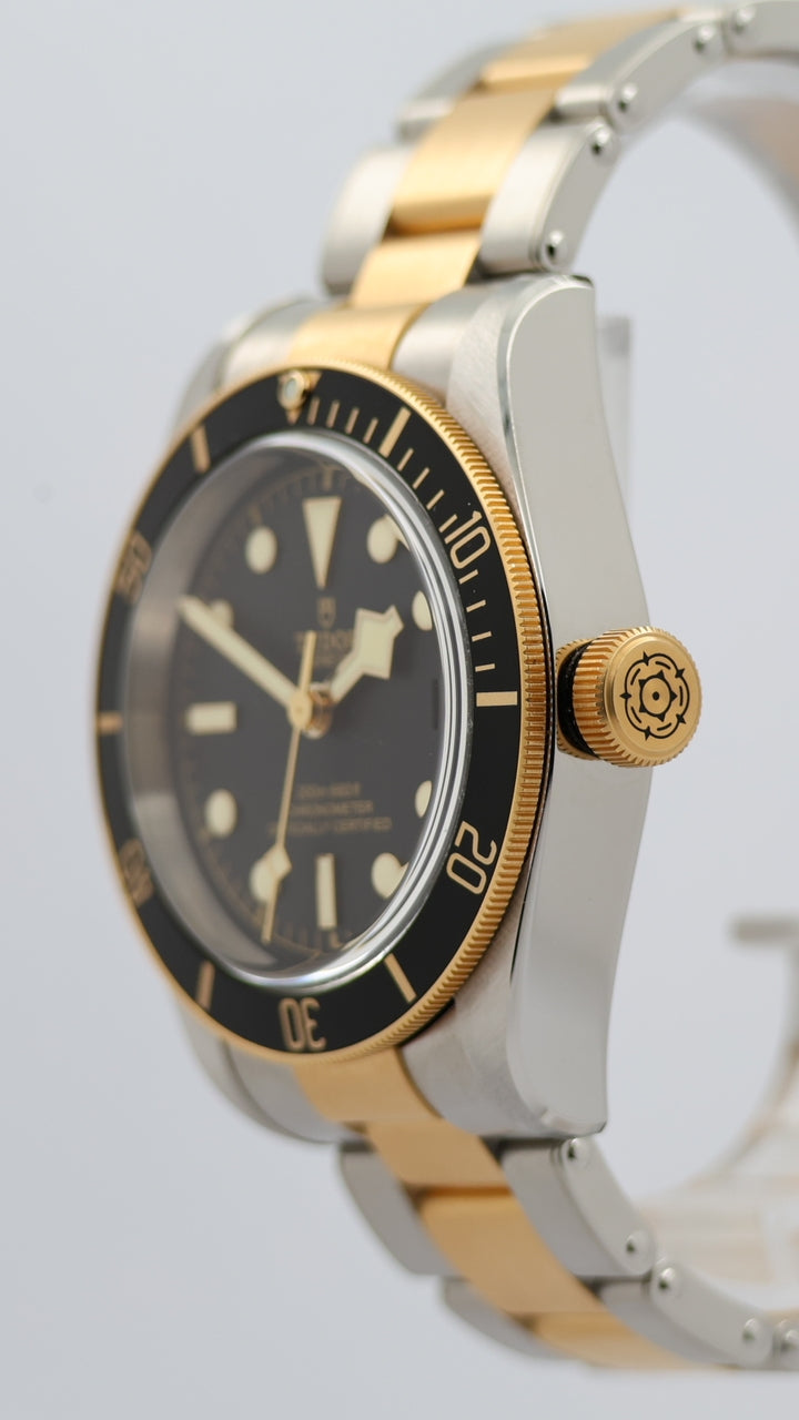 Tudor Black Bay Stahl/Gold Automatik Herrenuhr 79733N - Detailansicht 7