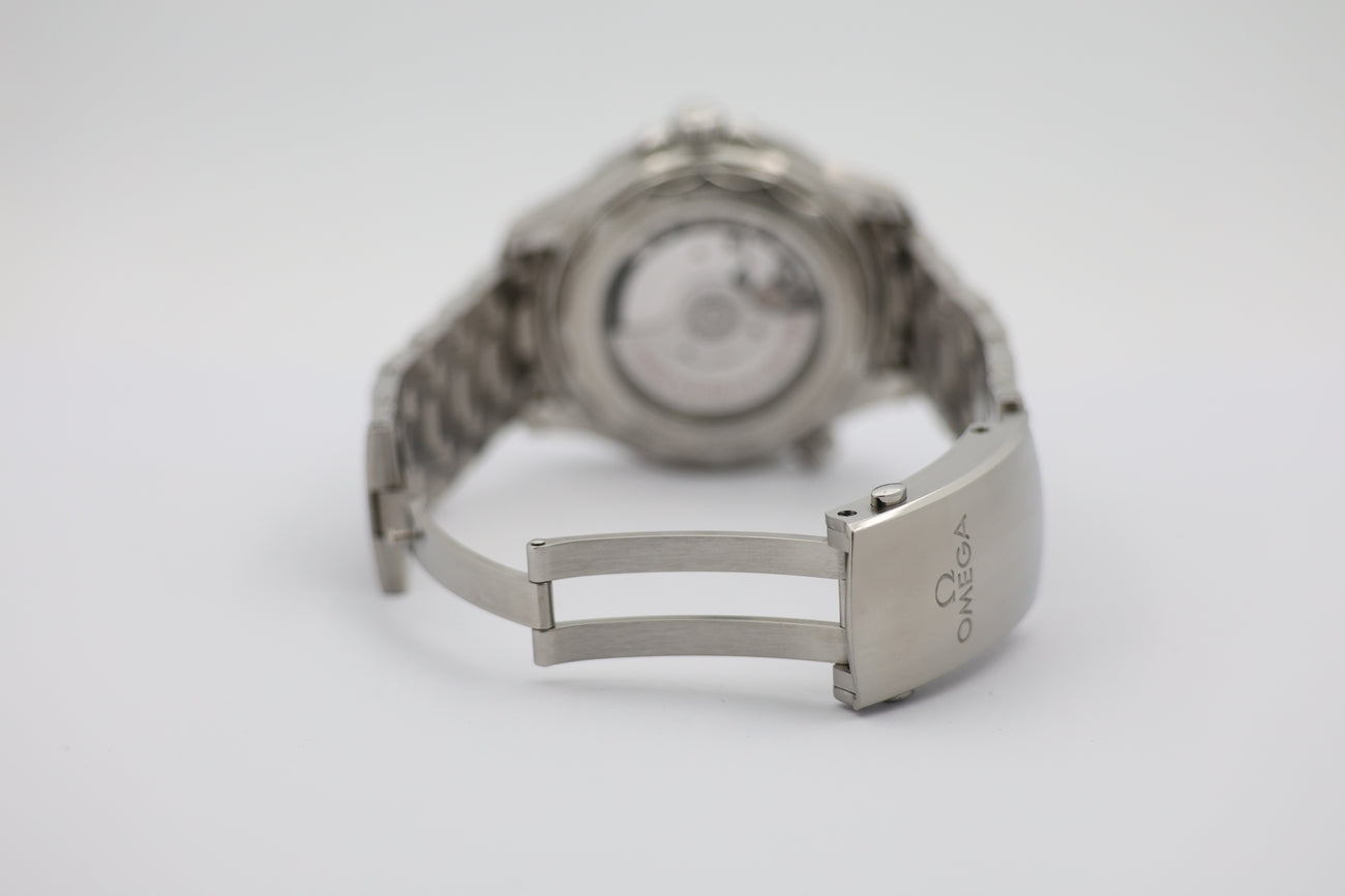 Omega Seamaster Diver 300M Automatik 42mm 21030422003001 - Detailansicht 6