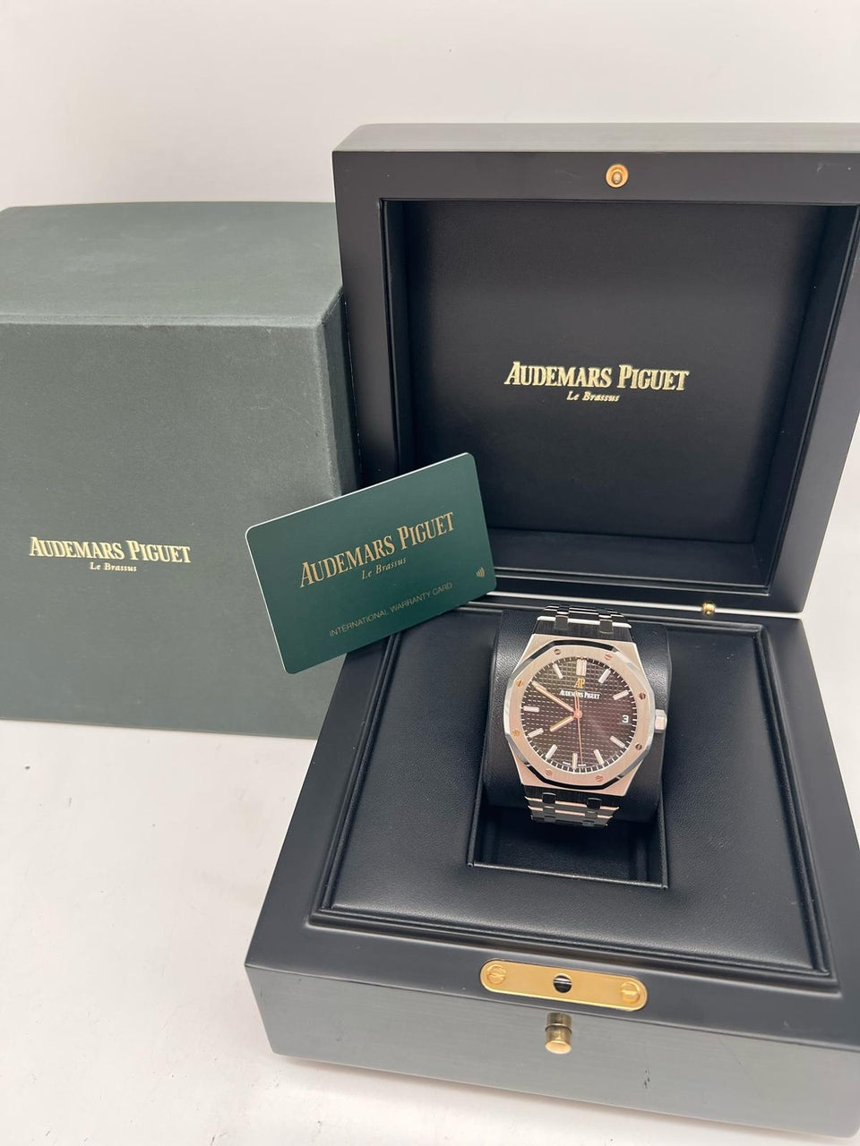 Audemars Piguet Royal Oak 41mm Automatik 15500ST Box + og. Papiere