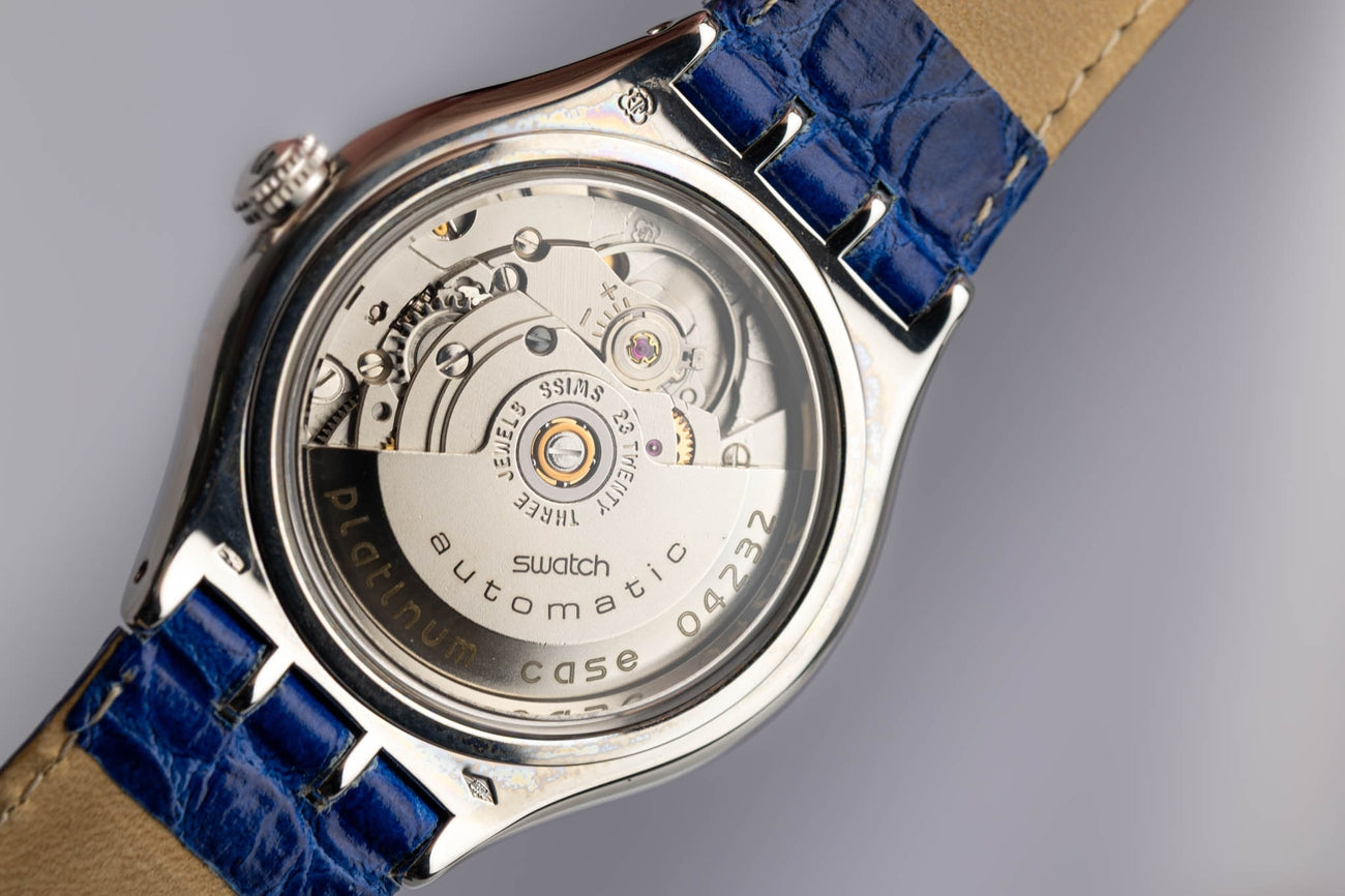Swatch Tresor Magic 36mm Platin SAZ101 - Detailansicht 8