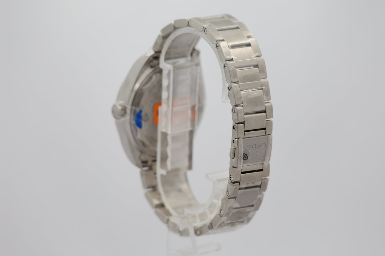 Omega Seamaster Railmaster Automatik 40mm NEU 22010402006001 - Detailansicht 2