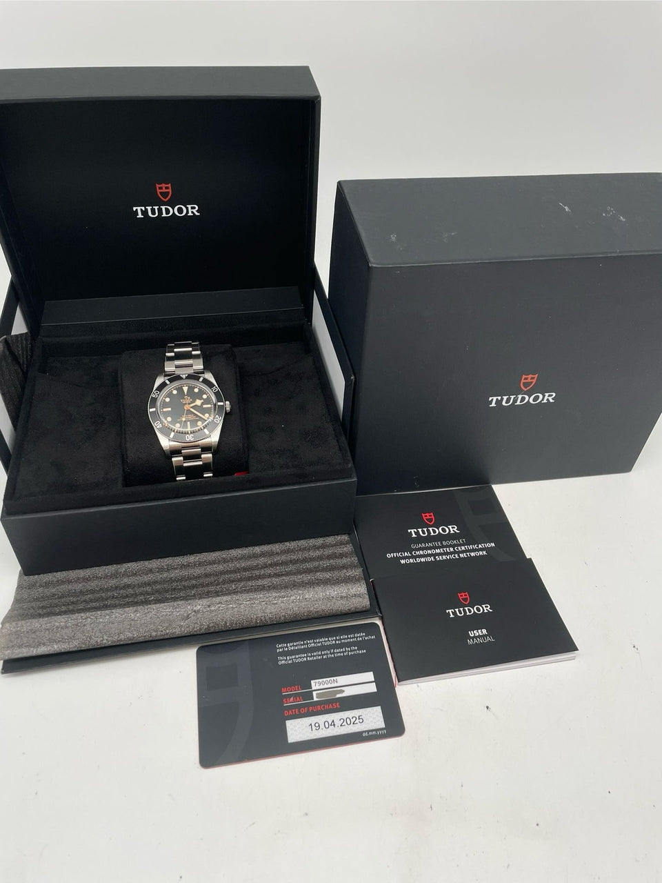 Tudor Black Bay 54 37mm Automatik Herrenuhr 79000N - Papers and documentation