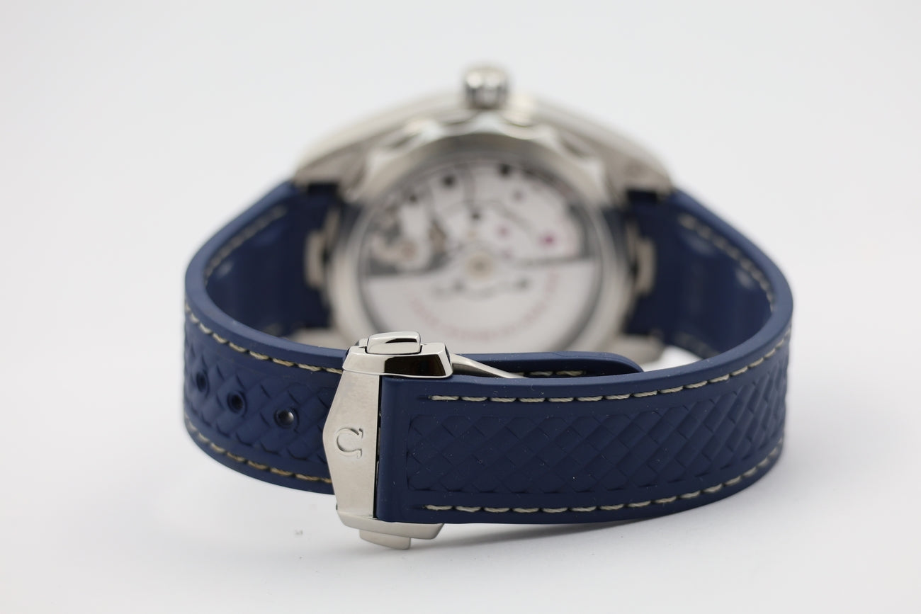 Omega Seamaster Aqua Terra Automatik Herrenuhr Kautschuk 22012412103001 - Detailansicht 5