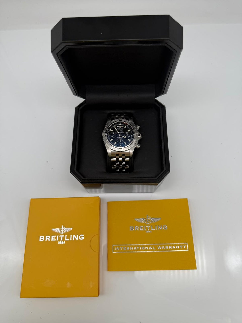 Breitling Chronomat Blackbird 44mm Automatik A44359 - Papiere und oder Lieferumfang