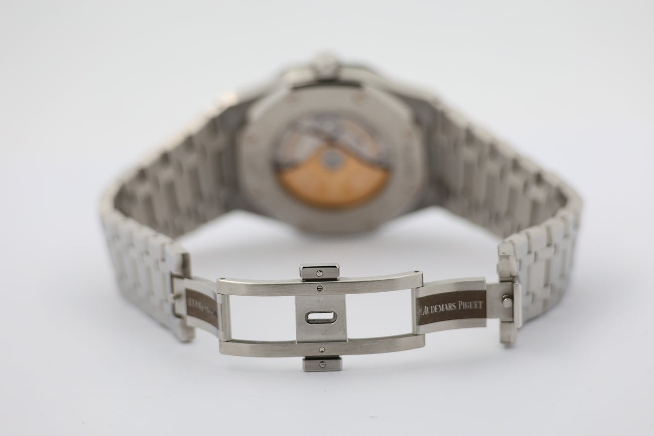 Audemars Piguet Royal Oak 41mm Herrenuhr Automatik 15400ST - Detailansicht 6