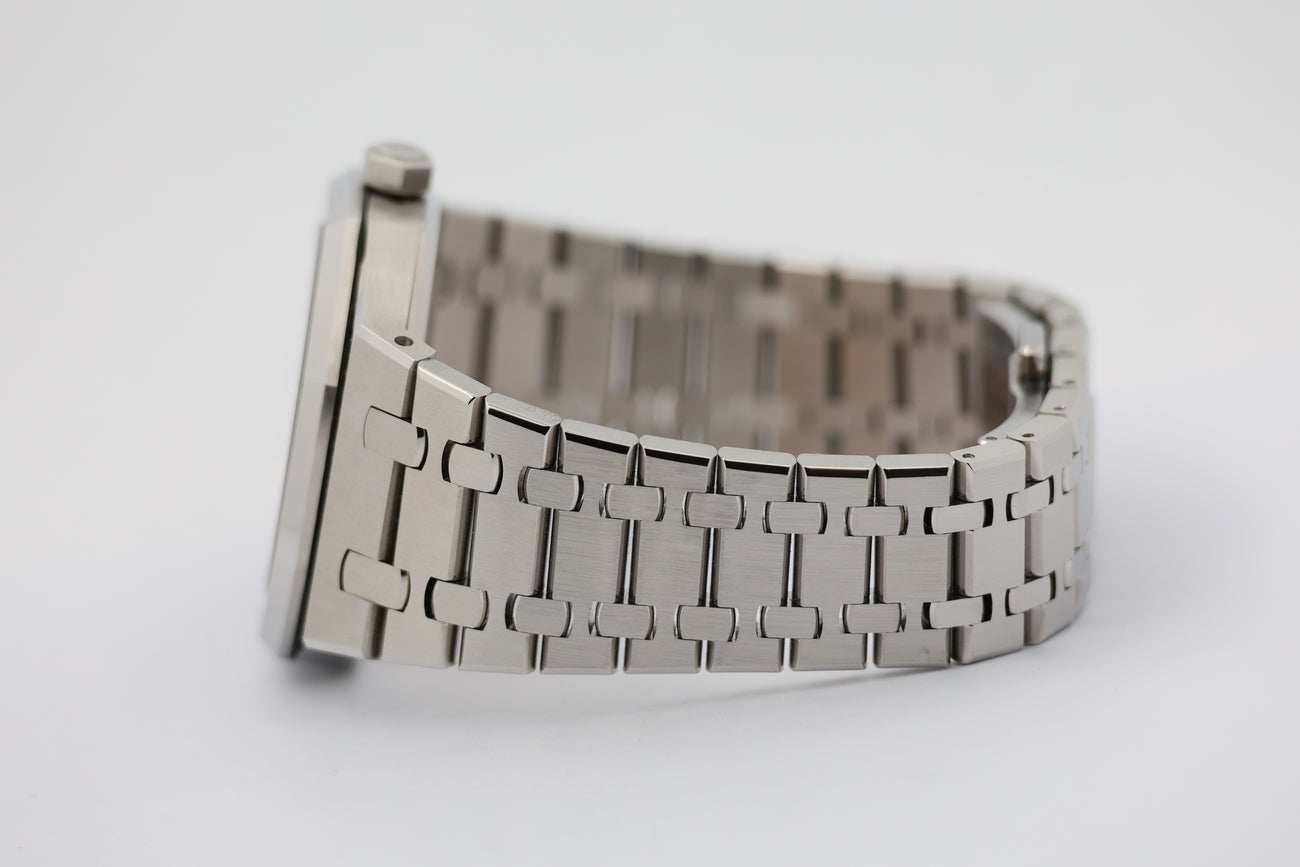 Audemars Piguet Royal Oak 41mm Herrenuhr Automatik 15400ST - Detailansicht 3