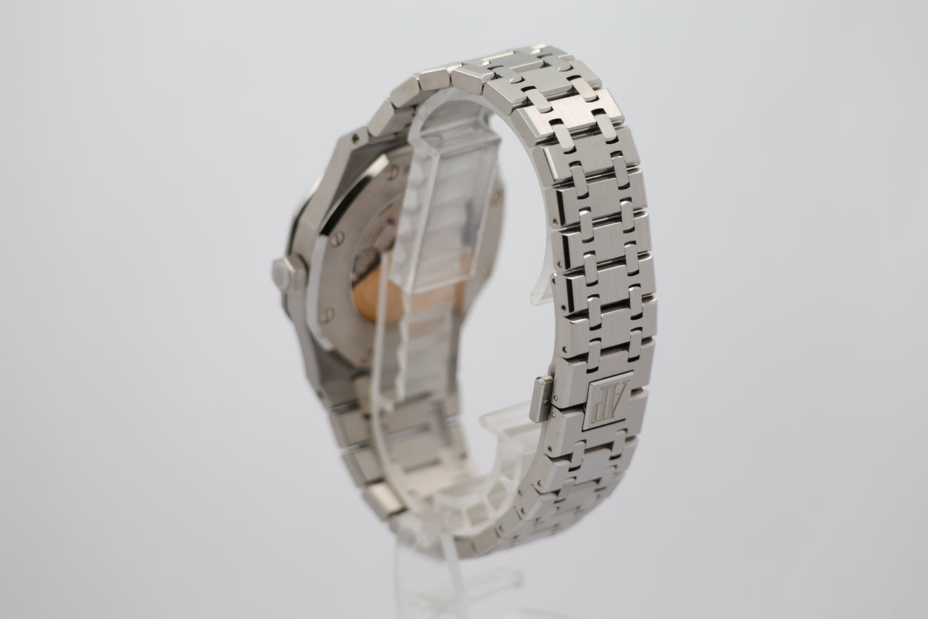 Audemars Piguet Royal Oak 41mm Herrenuhr Automatik 15400ST - Detailansicht 2