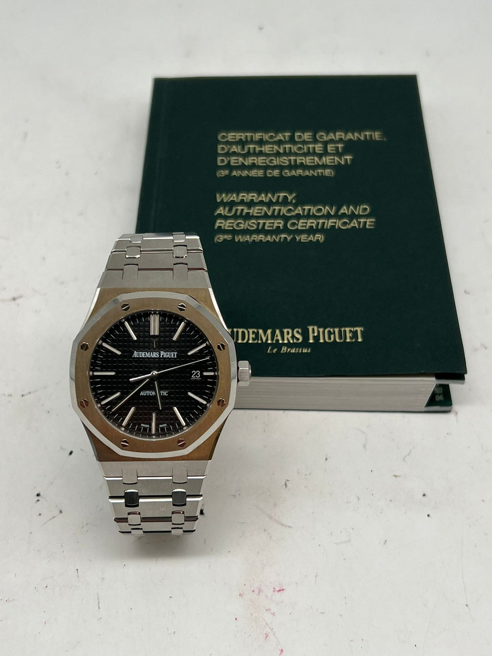Audemars Piguet Royal Oak 41mm Herrenuhr Automatik 15400ST - Papiere und oder Lieferumfang