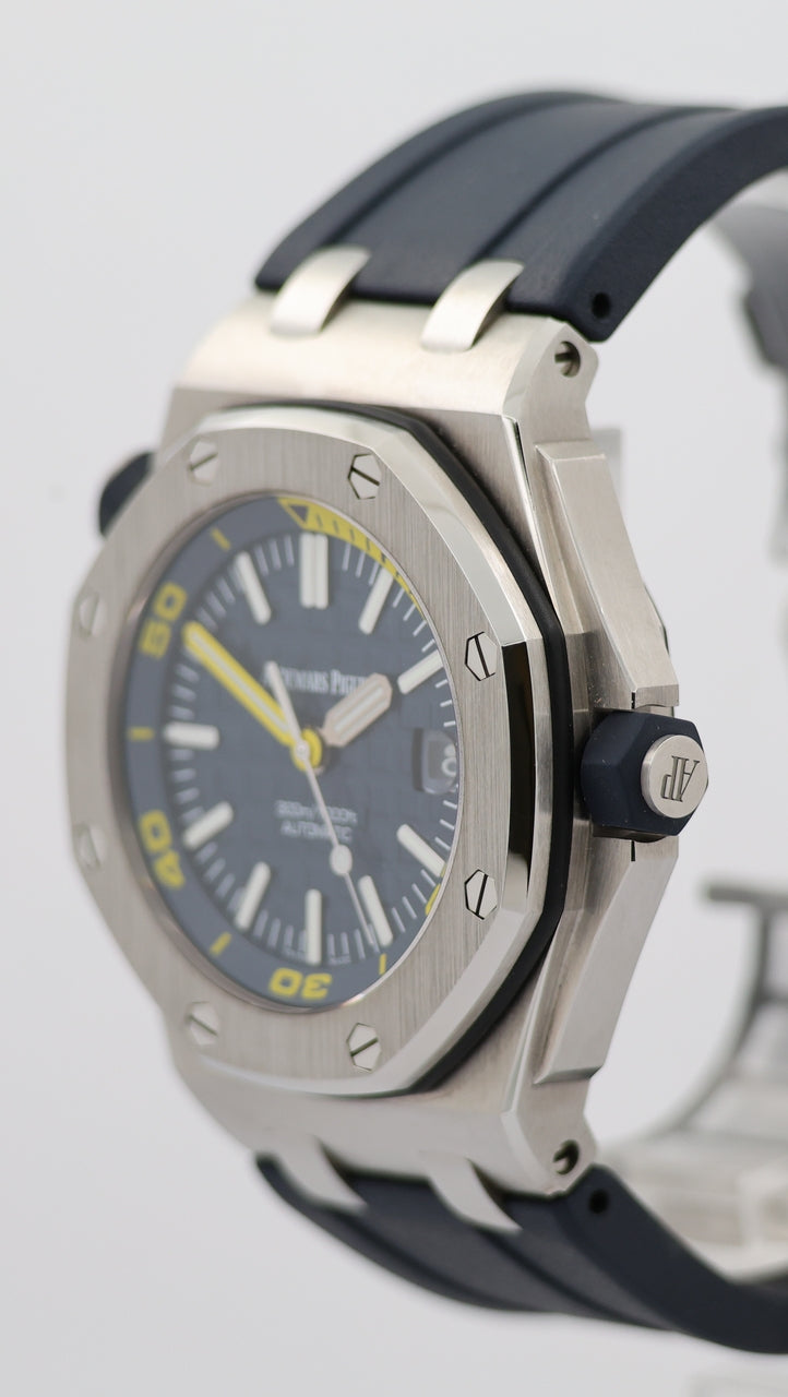 Audemars Piguet Royal Oak Offshore Diver 42mm Automatik 15710ST - Detail view 6