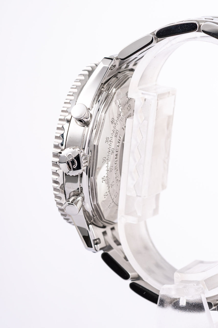 Breitling Navitimer 01 Chronograph 43mm Automatik AB0120 - Detailansicht 3