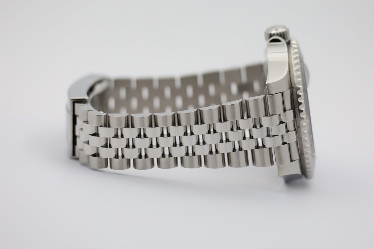 Rolex GMT-Master II 'Batgirl' Automatik 40mm 126710BLNR - Detail view 4