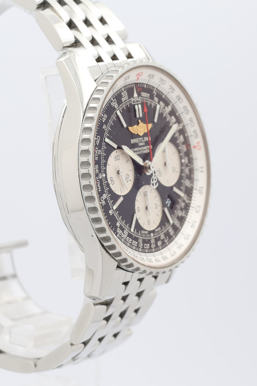 Breitling Navitimer 01 Automatik Herrenuhr 43mm AB0120 - Detailansicht 1