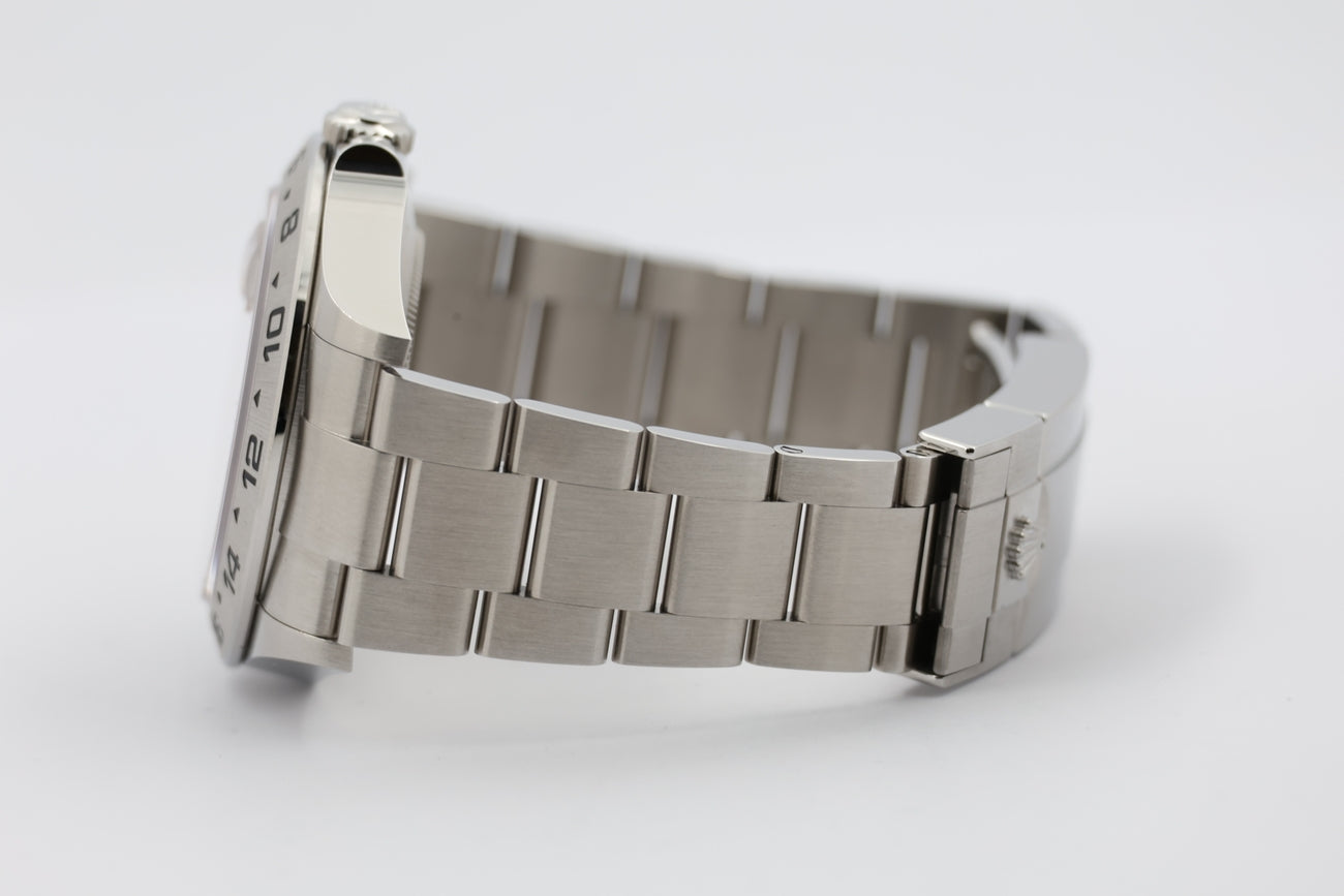 Rolex Explorer II Automatik Herrenuhr Schwarz 226570 - Detailansicht 5