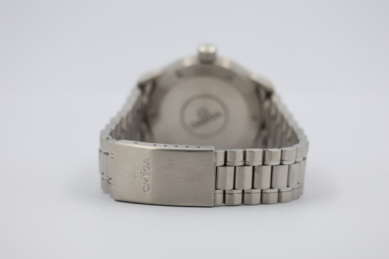 Omega Genève Dynamic 36mm Automatik 52005000 - Detailansicht 5