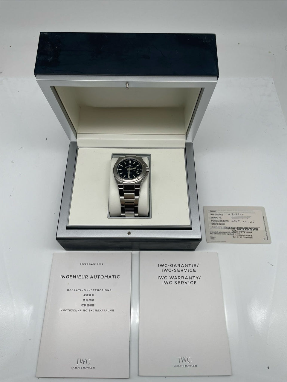 IWC Ingenieur 40mm Automatik Herrenuhr IW323902 - Papiere und oder Lieferumfang