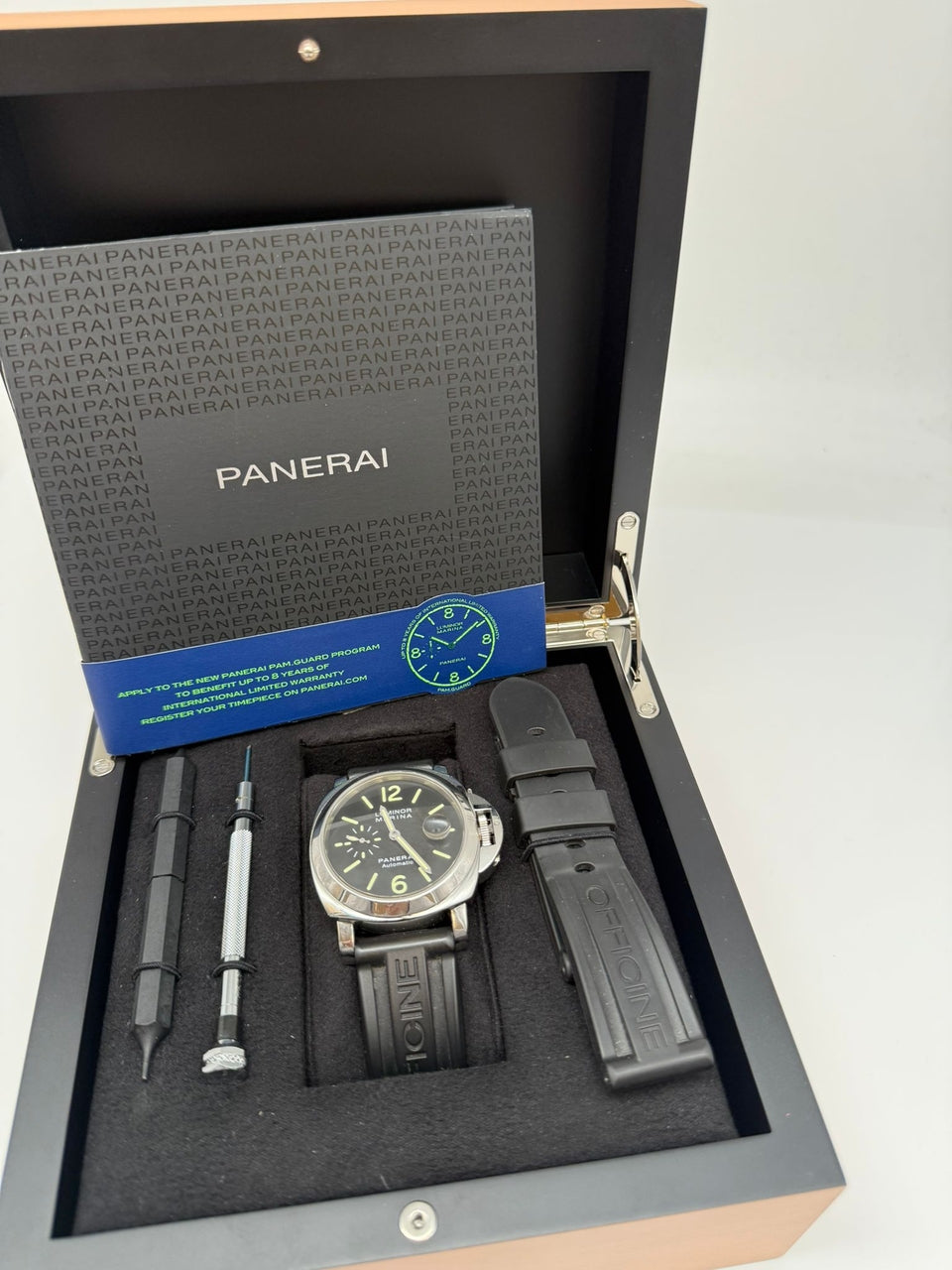 Panerai Luminor Marina 44mm Automatik PAM00299 - Papers and documentation