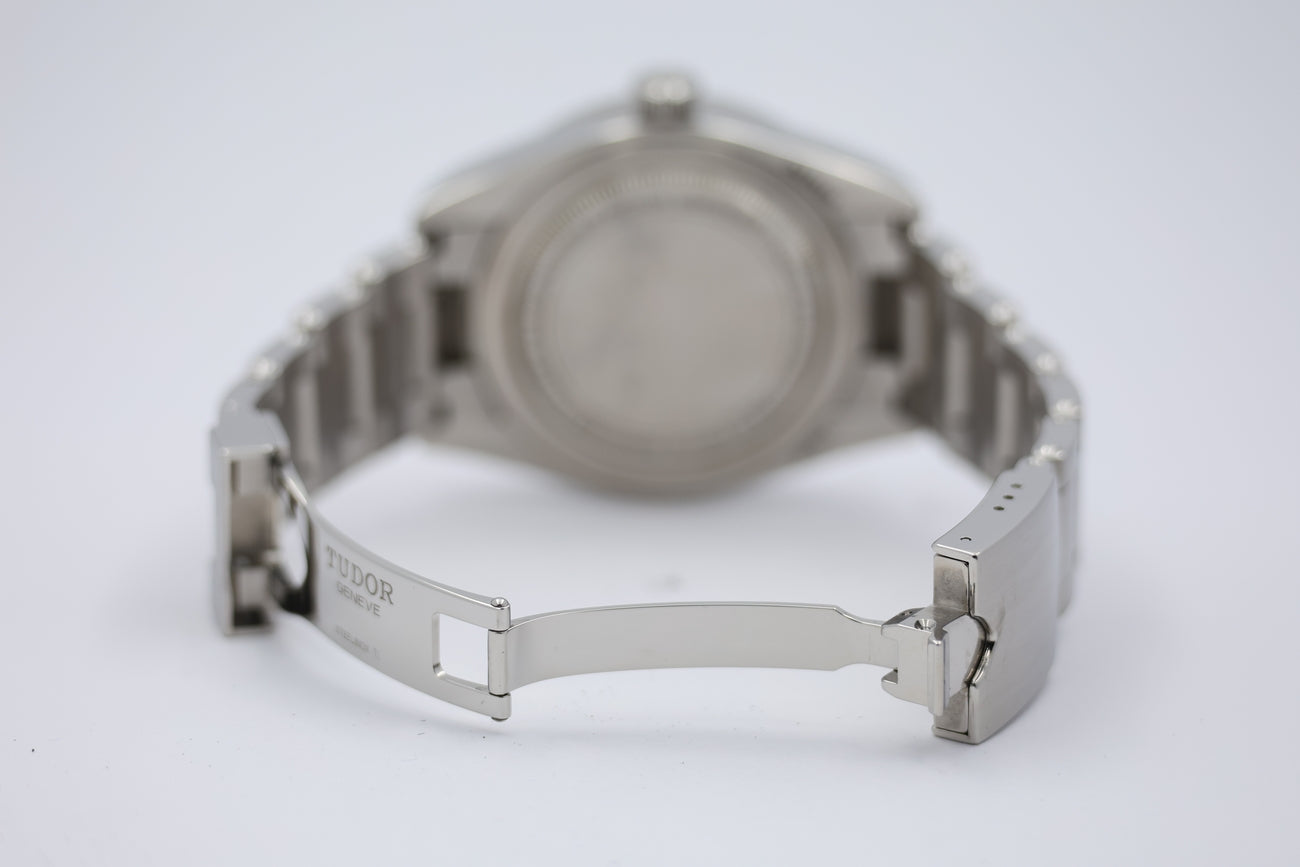 Tudor Black Bay Fifty-Eight Automatik Herrenuhr 79030B - Detail view 6