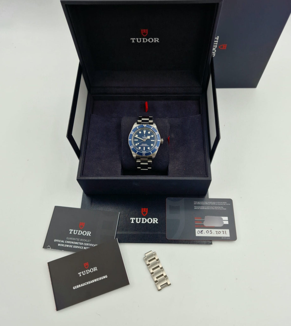 Tudor Black Bay Fifty-Eight Automatik Herrenuhr 79030B - Papers and documentation