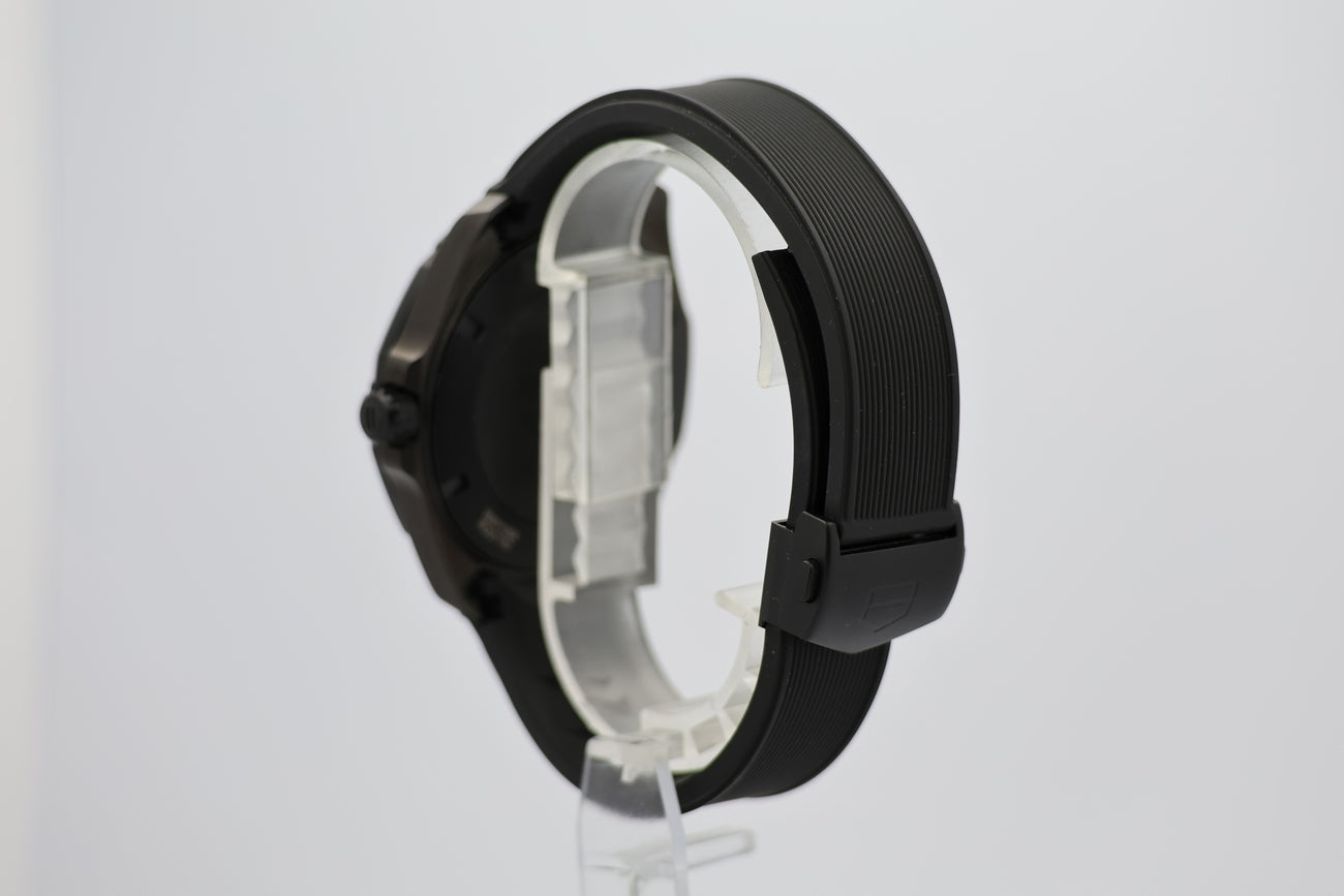 Tag Heuer Aquaracer "Night Diver" 43mm Titan Quarz WAY108A.FT6141 - Detail view 2