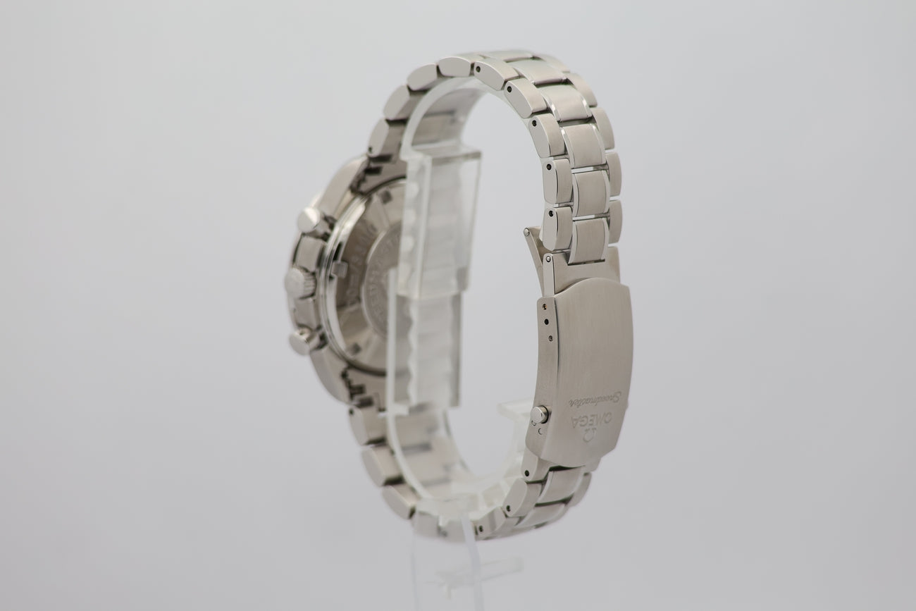 Omega Speedmaster Date 40mm Automatik 32310404002001 - Detailansicht 2