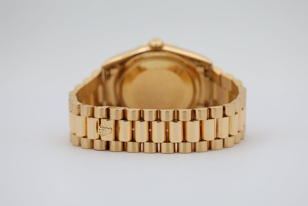Rolex Day-Date 36 President 18K Gelbgold Automatik 18238 - Detailansicht 5