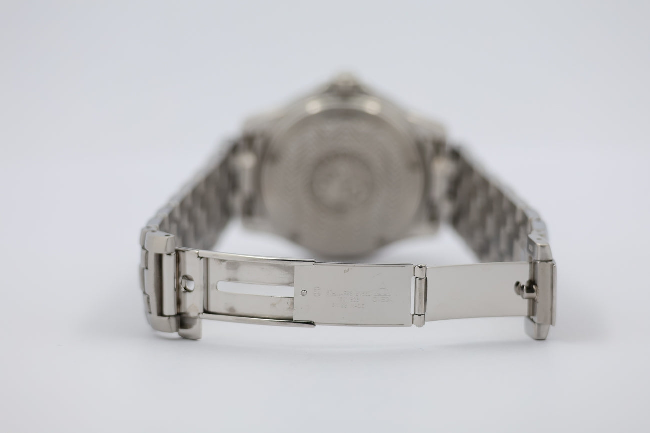 Omega Seamaster OmegaMatic Hybrid 36mm Quarz 25143000 - Detailansicht 6