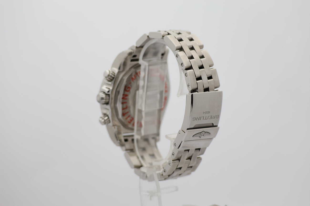 Breitling Chronomat 44 Automatik Herrenuhr AB0110 - Detailansicht 2