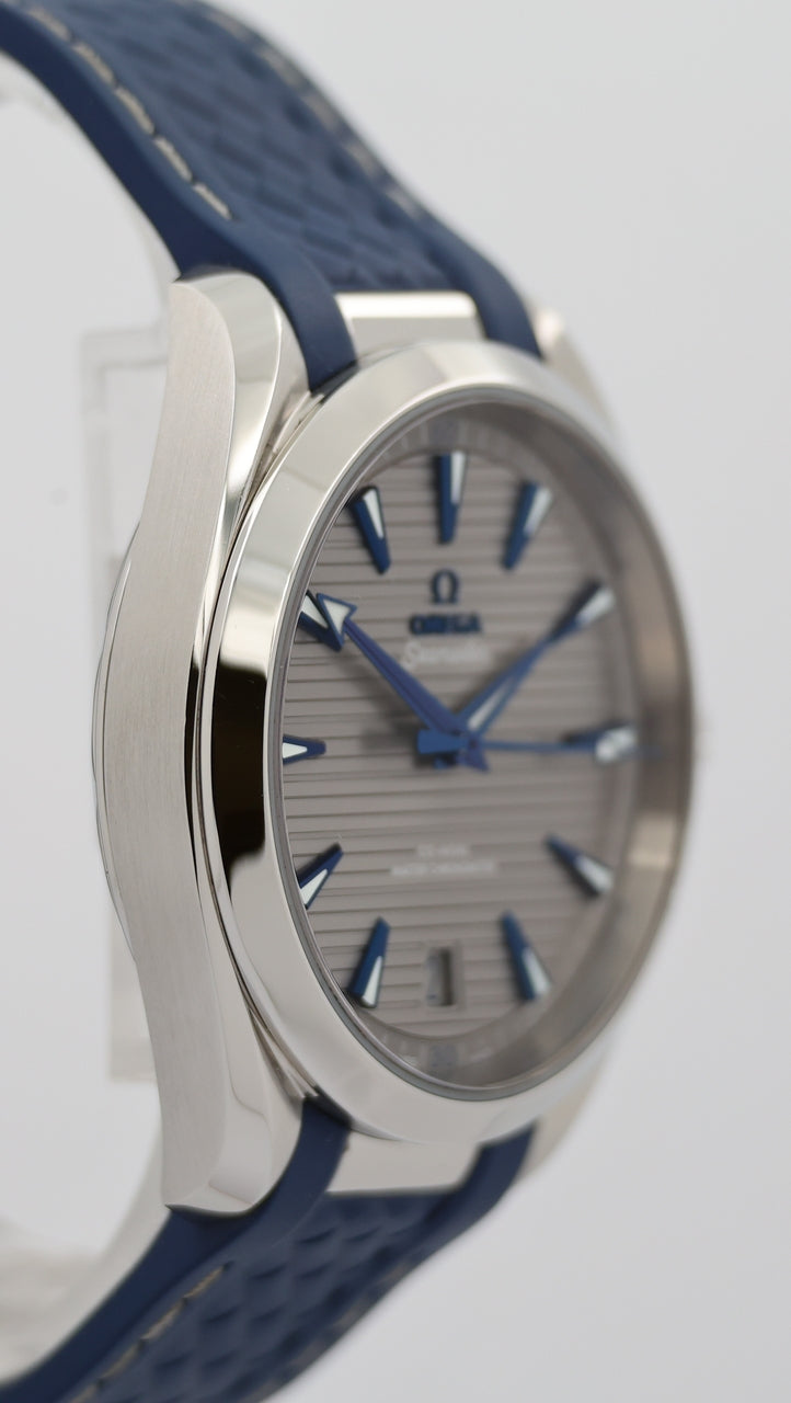 Omega Seamaster Aqua Terra Automatik Herrenuhr Kautschuk 22012412106001 - Detailansicht 8