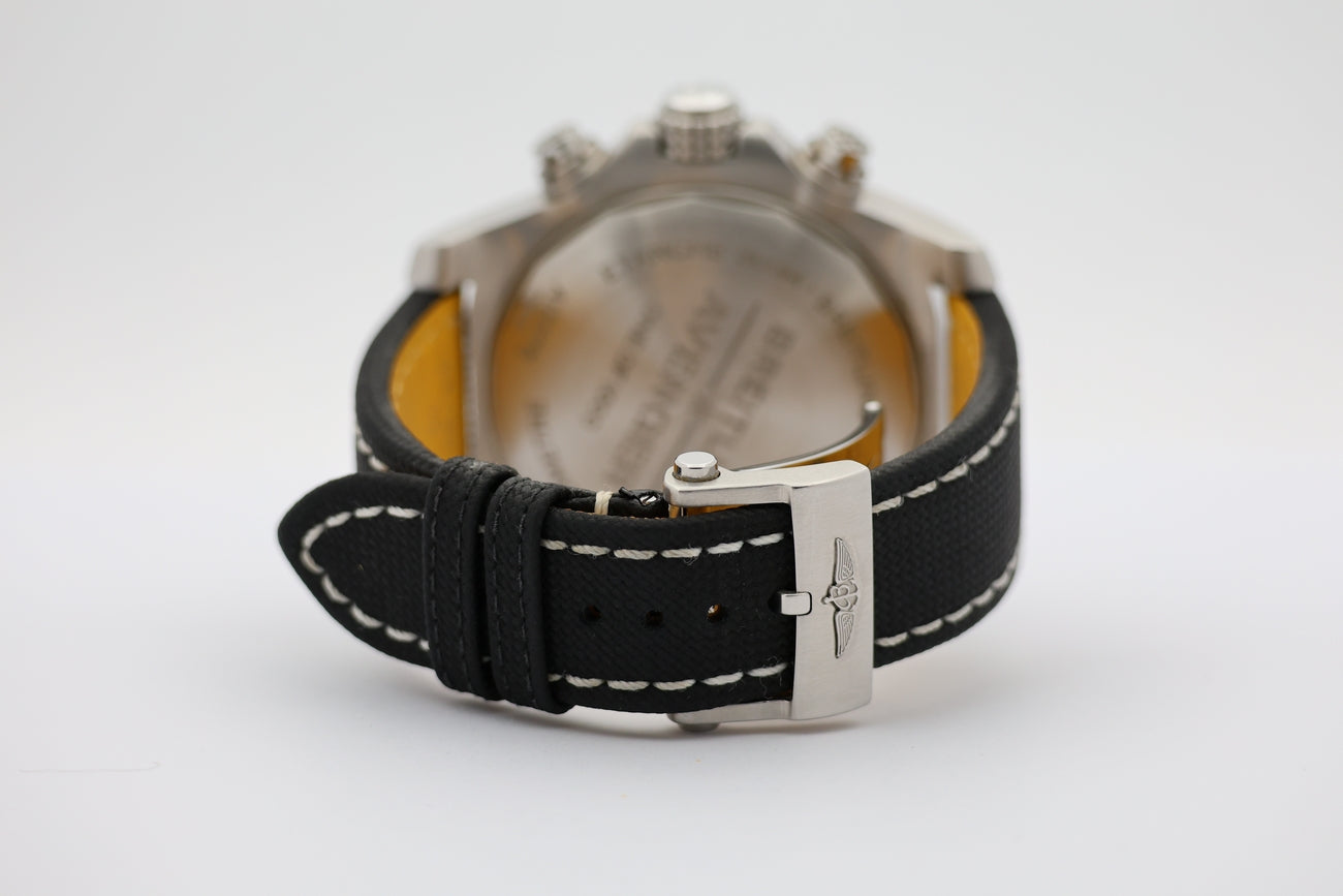 Breitling Super Avenger 48mm Automatik A13375 - Detailansicht 5