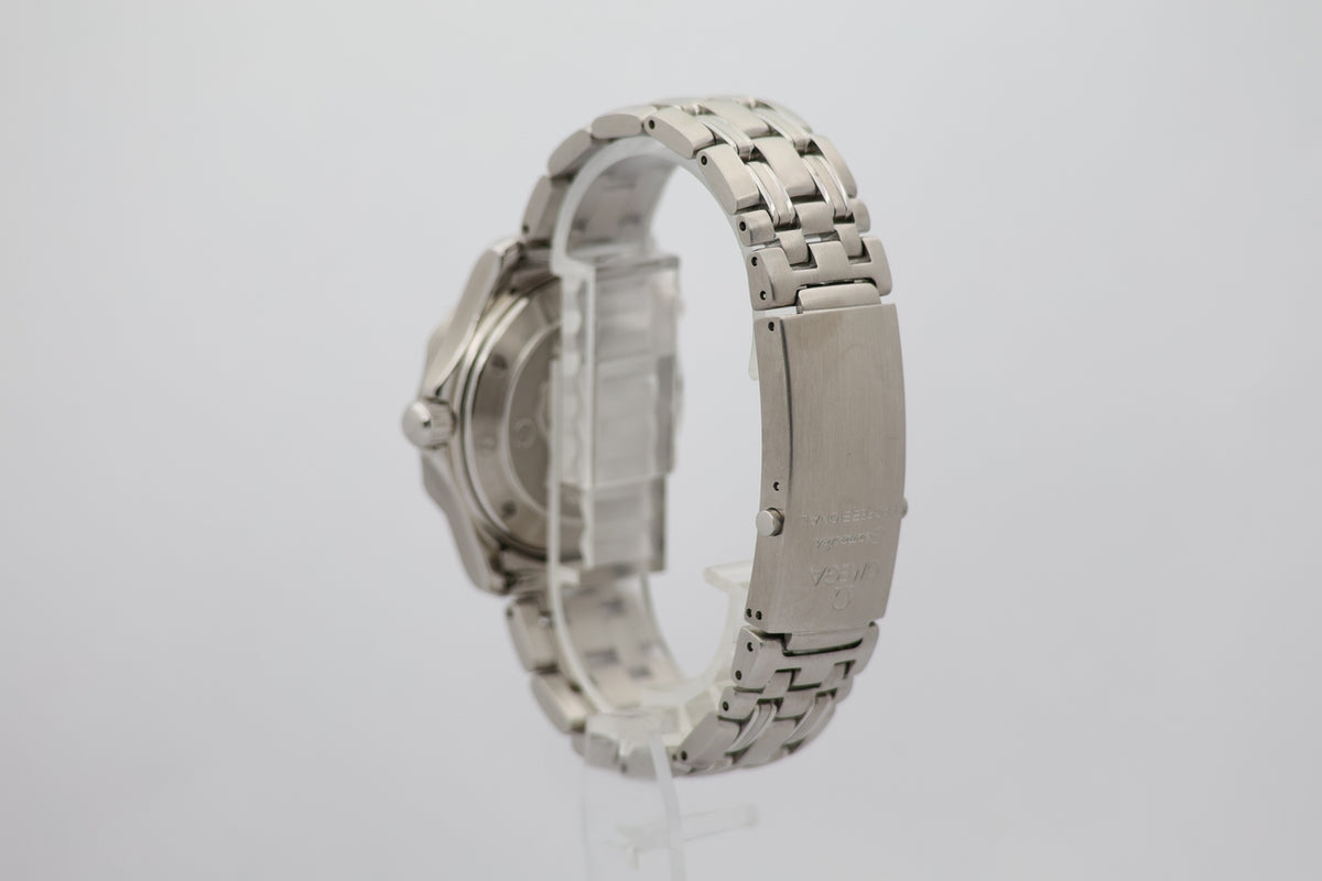 Omega Seamaster Diver 300m 36mm Automatik 22228000 - Detailansicht 2