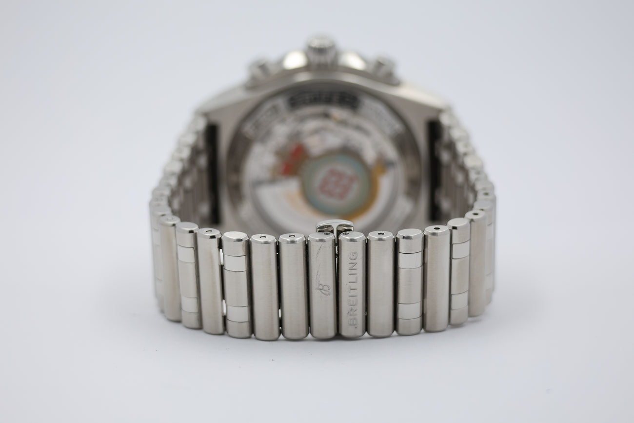 Breitling Chronomat "Red Arrows" 42mm Automatik AB0134 - Detailansicht 5