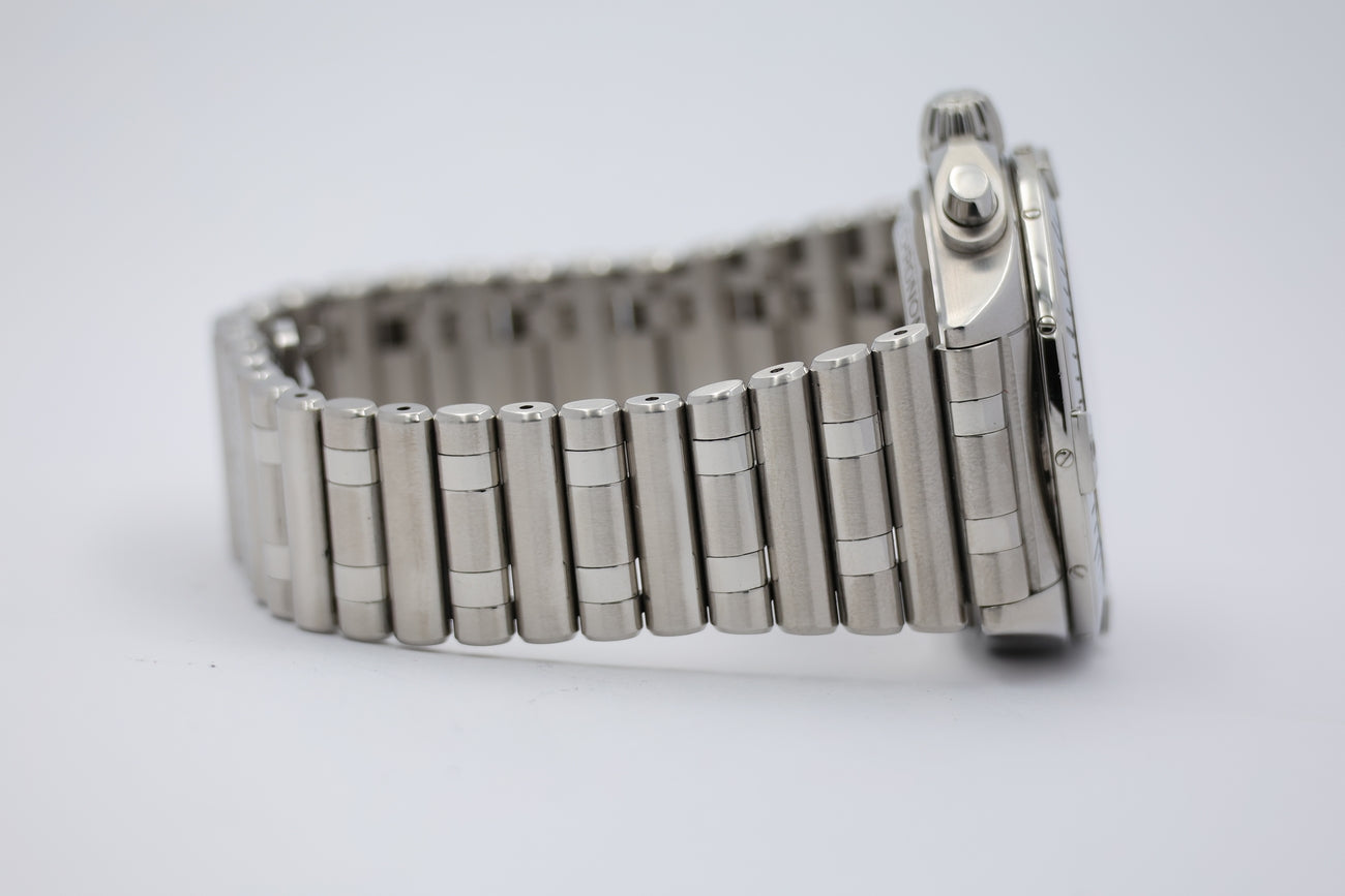 Breitling Chronomat "Red Arrows" 42mm Automatik AB0134 - Detailansicht 4