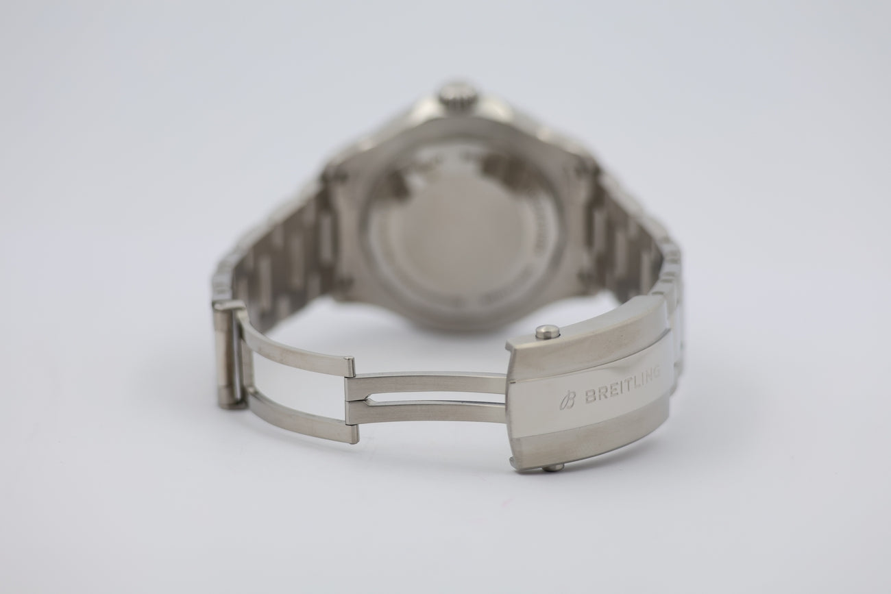 Breitling Superocean Automatik 44mm A17376 - Detail view 6