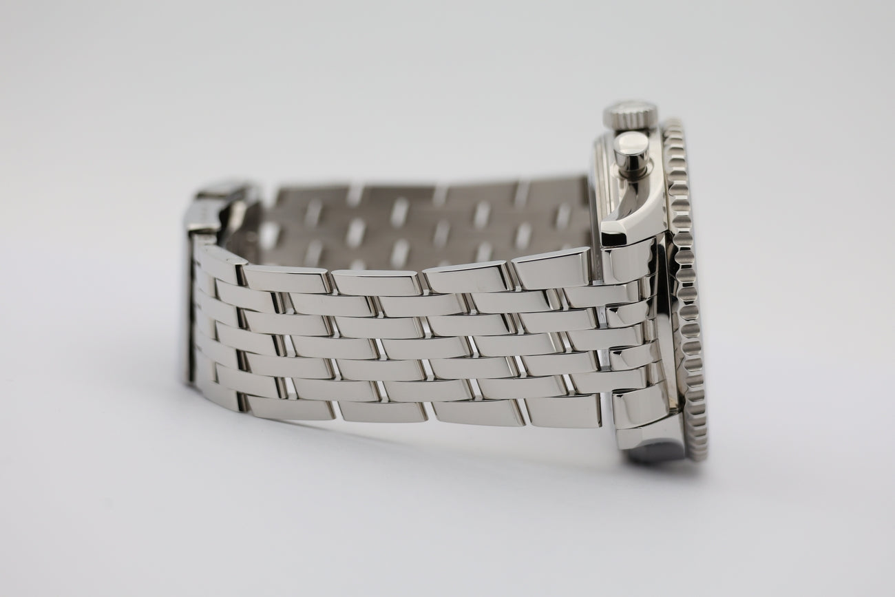 Breitling Navitimer 1 B01 Chronograph 46mm Automatik AB0127 - Detailansicht 4