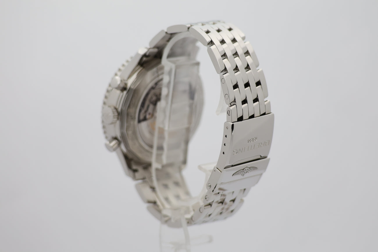 Breitling Navitimer 1 B01 Chronograph 46mm Automatik AB0127 - Detailansicht 2