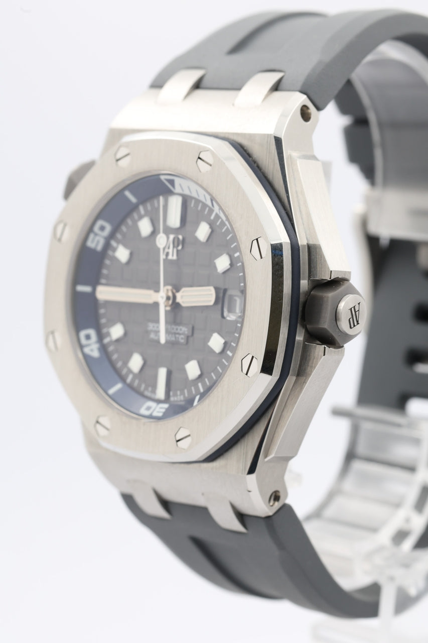 Audemars Piguet Royal Oak Offshore Diver 42mm Grau 15720STOOA009CA01 - Detailansicht 8