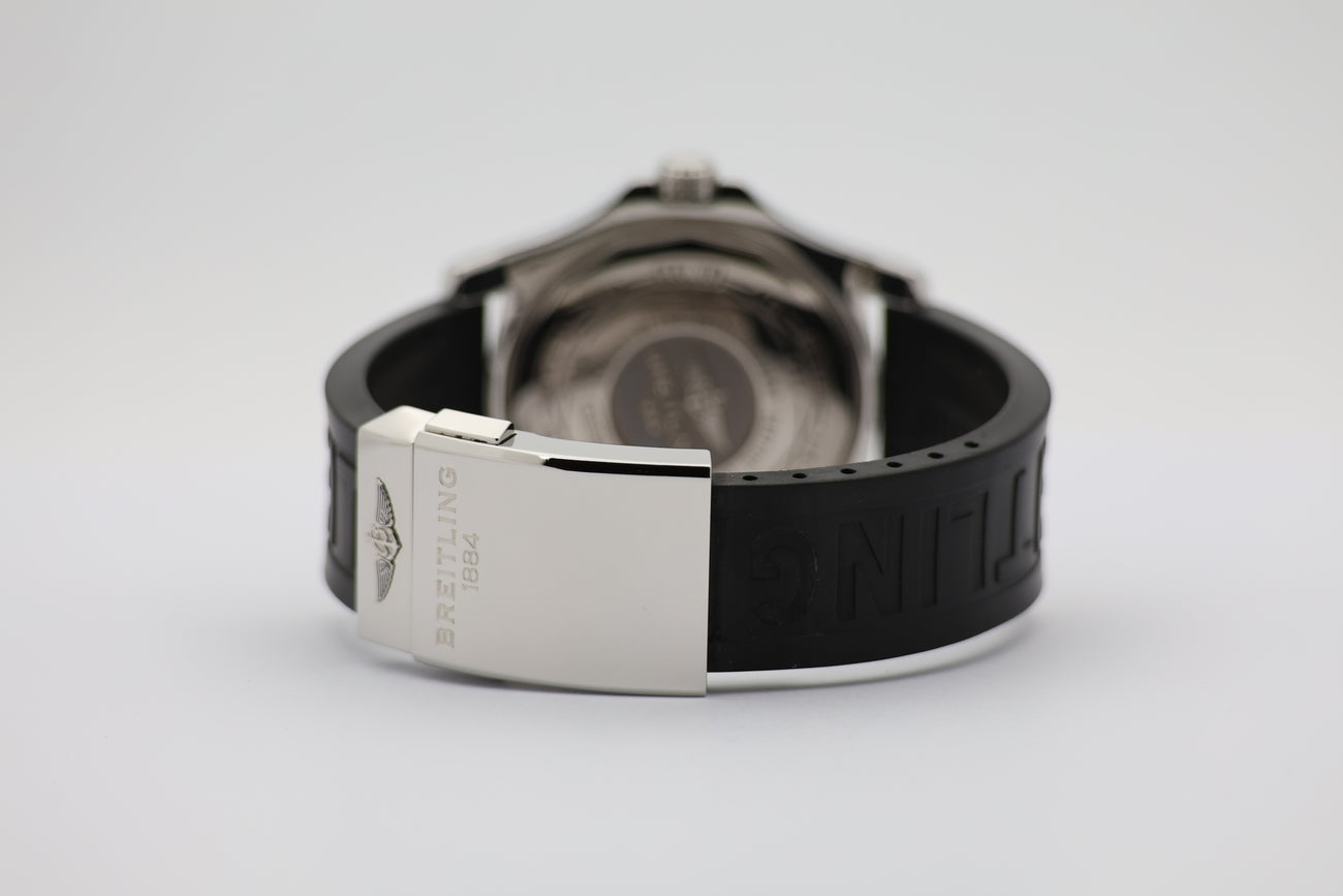 Breitling Avenger II GMT 43mm Automatik Herrenuhr A32390 - Detailansicht 5