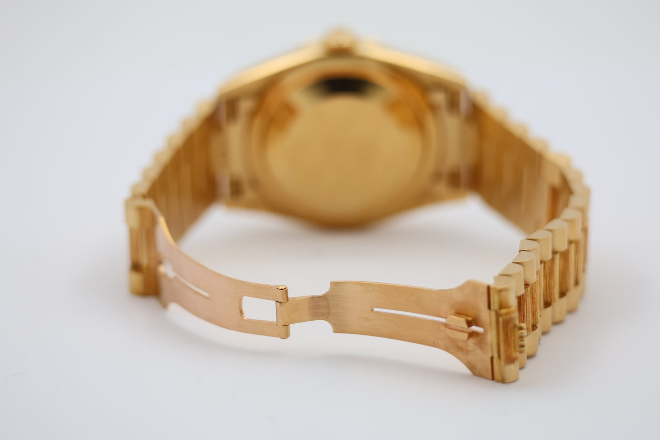 Rolex Day-Date 36 Automatik Herrenuhr Vollgold  18248 - Detailansicht 6