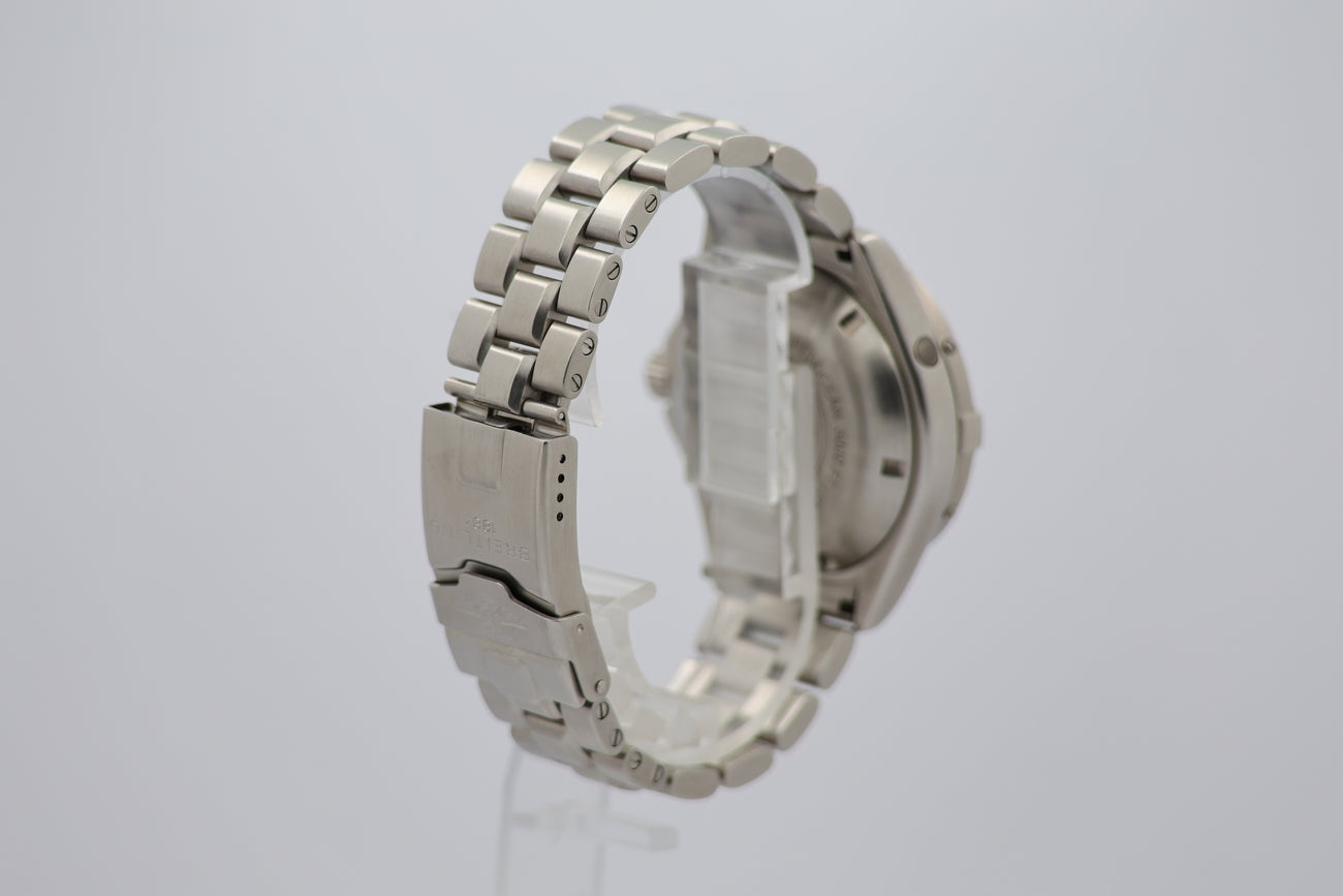 Breitling Superocean Automatik Herrenuhr A17045 - Detail view 1