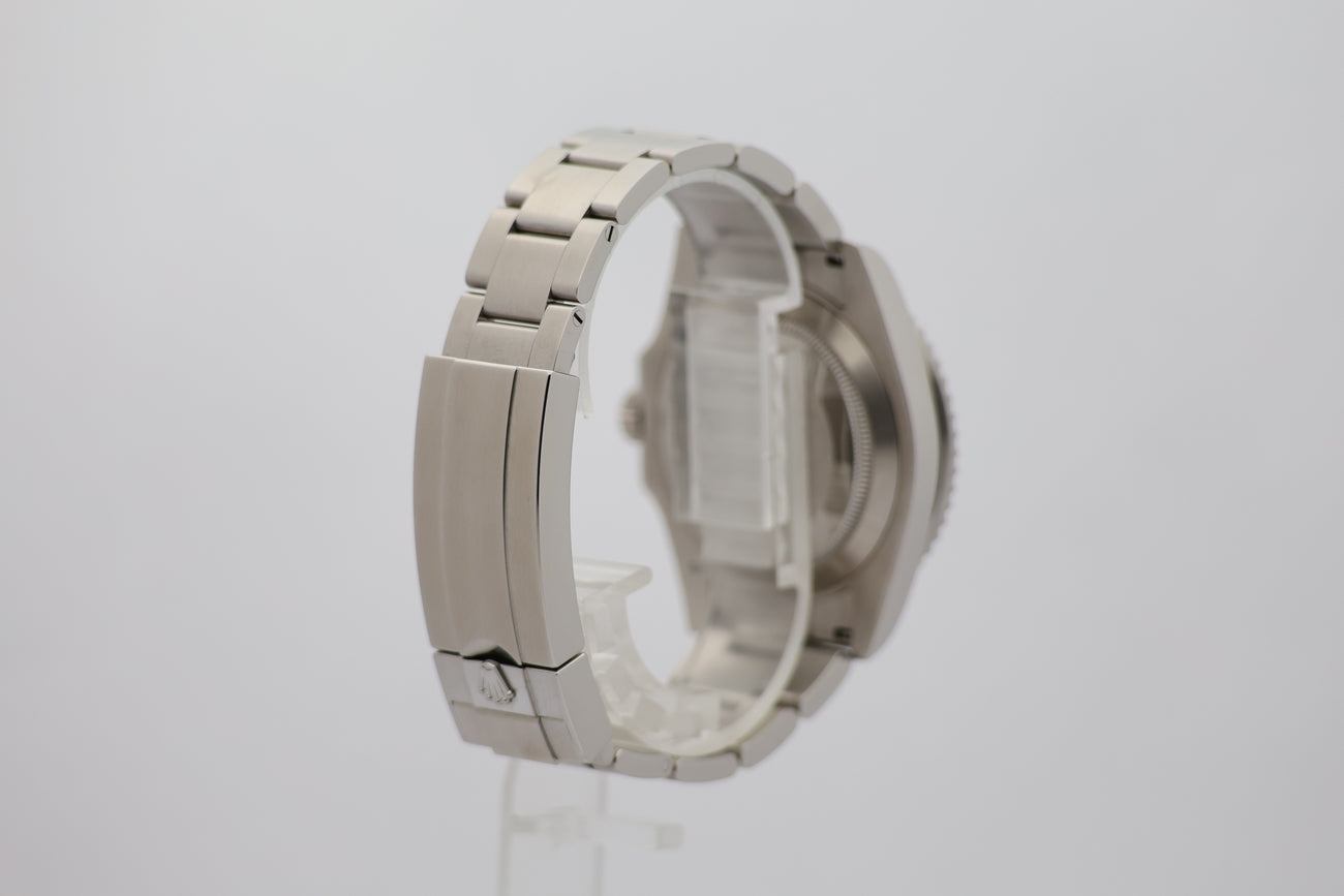 Rolex Submariner Date Automatik Herrenuhr 126610LN - Detail view 1