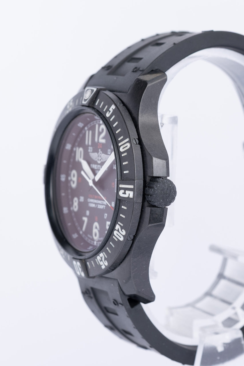 Breitling Colt Skyracer Quarz 45mm Herrenuhr X74320 - Detailansicht 2