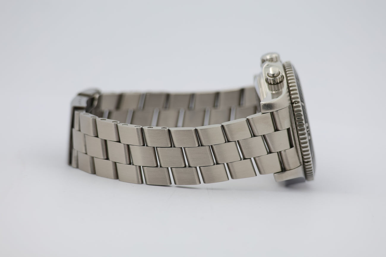 Breitling Superocean Chronograph Steelfish 44mm Automatik A13341 - Detailansicht 4