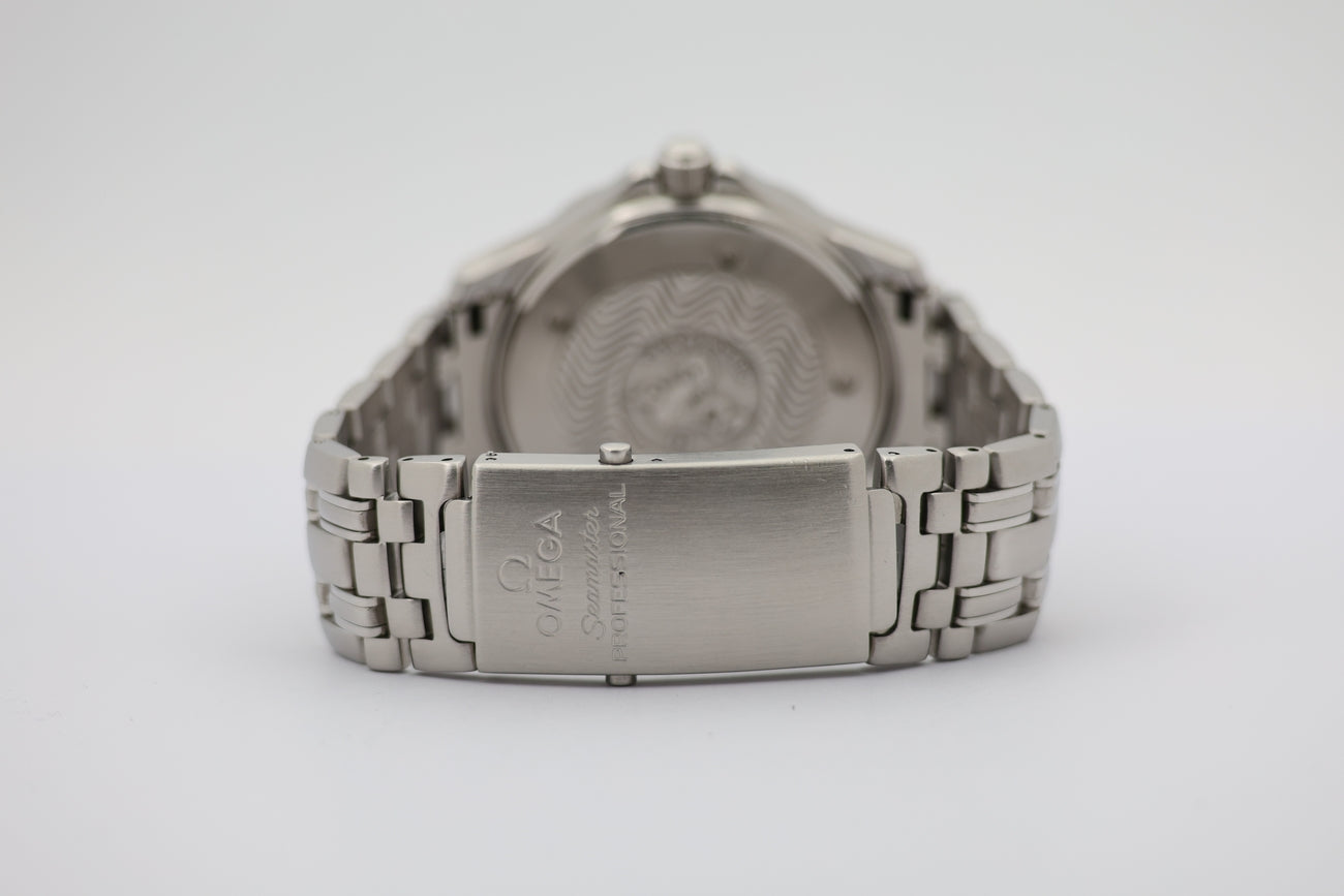 Omega Seamaster Diver 300m 41mm Quarz Herrenuhr 25418000 - Detail view 5