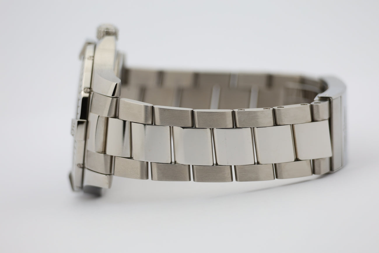 Breitling Avenger GMT 45mm Automatik A32395 - Detail view 3