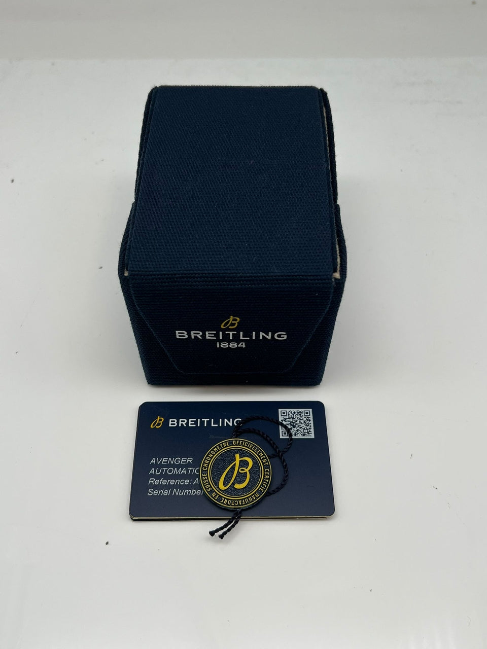 Breitling Avenger GMT 45mm Automatik A32395 - Papers and documentation