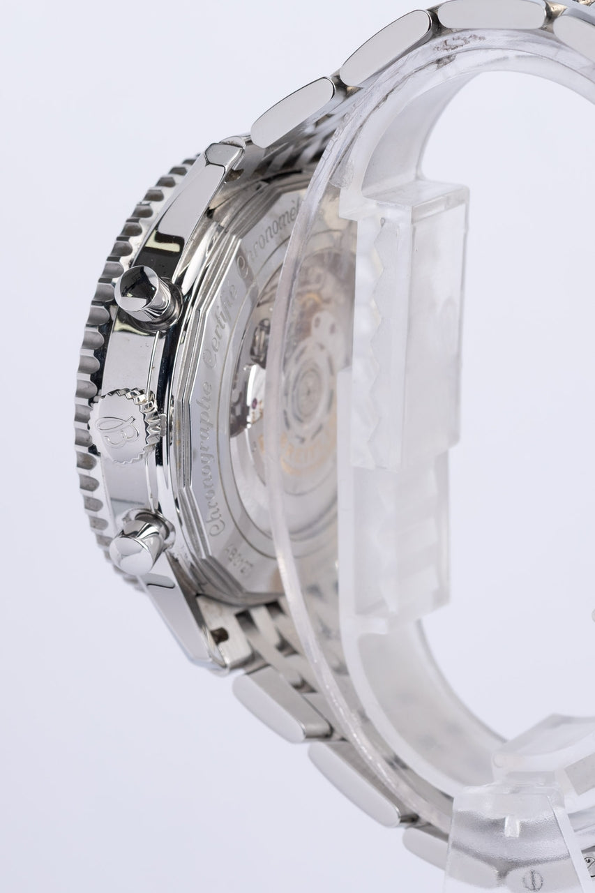 Breitling Navitimer B01 Chronograph Automatik 46mm Schwarz AB0127 - Detailansicht 4