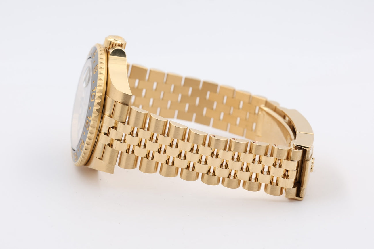 Rolex Oyster Perpetual GMT-Master II Gelbgold 126718GRNR - Detailansicht 5